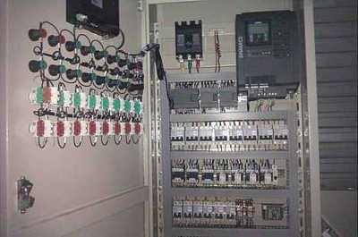 中型電梯電控柜專業(yè)生產(chǎn)與消防泵控電柜布局